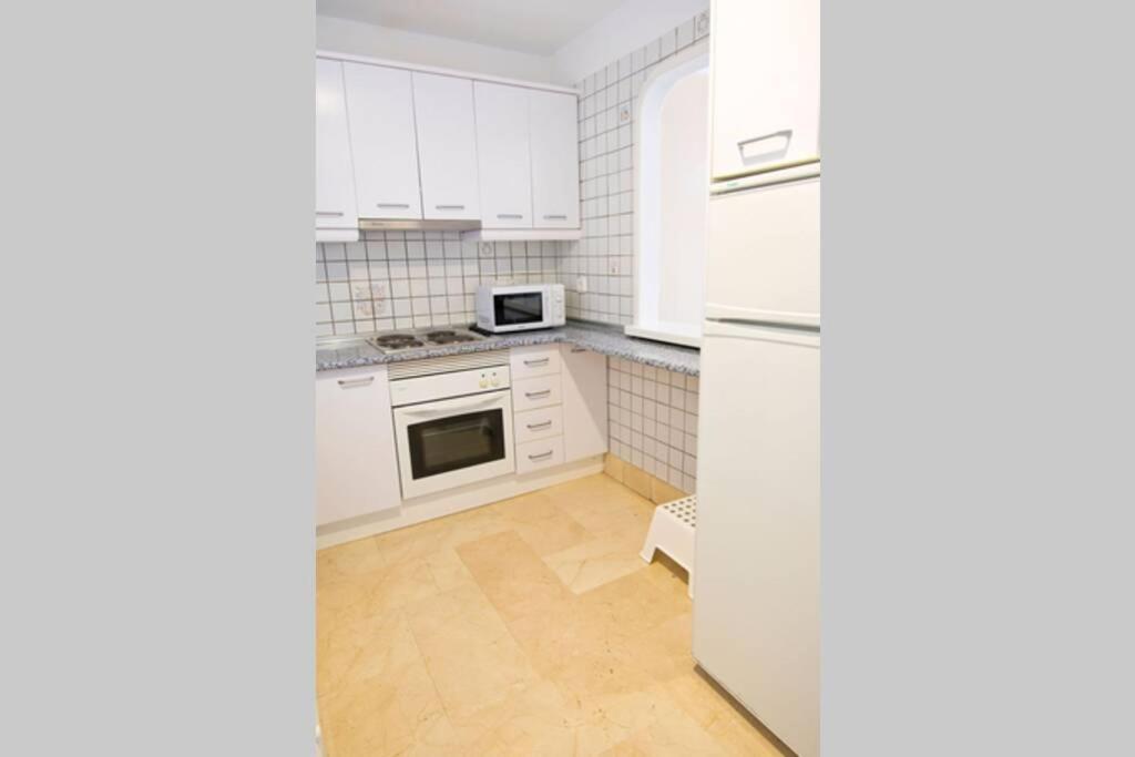 Spectacular Apartment In Matchroom Country Club ฟูเอนฮิโรลา ภายนอก รูปภาพ